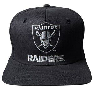 VINTAGE OAKLAND RAIDERS NWOT 1990's EASTPORT CAP LOGO SNAPBACK CAP NFL STARTERS